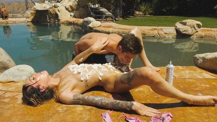 Trans Ryder Monroe rimmed and sucked while covered in cream_main_thumbnail