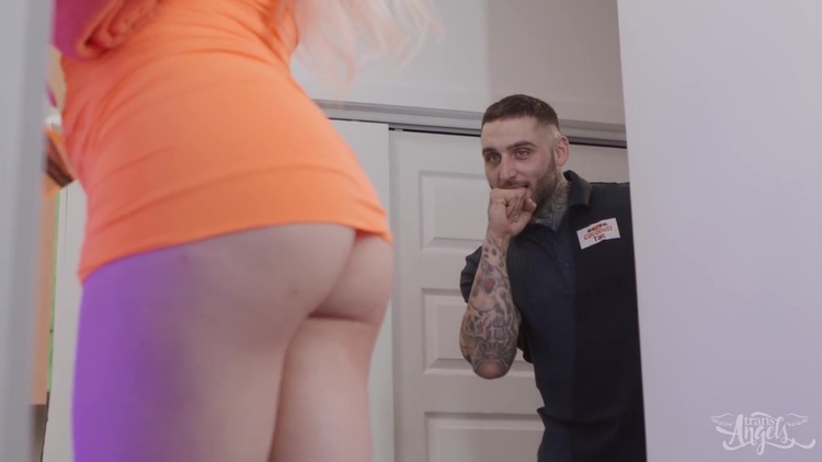 Horny Shemale Incredible Sex Story_main_thumbnail