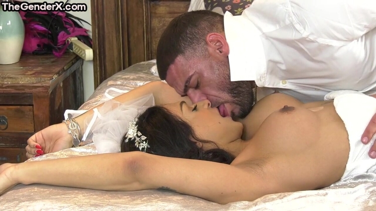 Stunning Tgirl analbanged by her lover_main_thumbnail