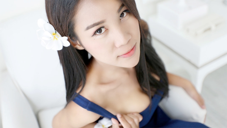 Ts Babe With Big Bazookas And Killer Body On Helloladyboy_main_thumbnail