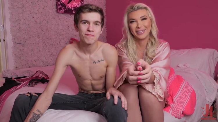 Stepmother Ts Fucks Stepson - Aubrey Kate_main_thumbnail