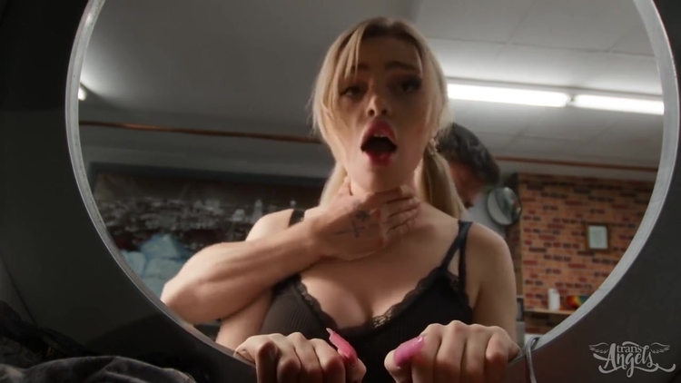 Attractive Tranny Angellica Good Gets Fucked In Laundry_main_thumbnail