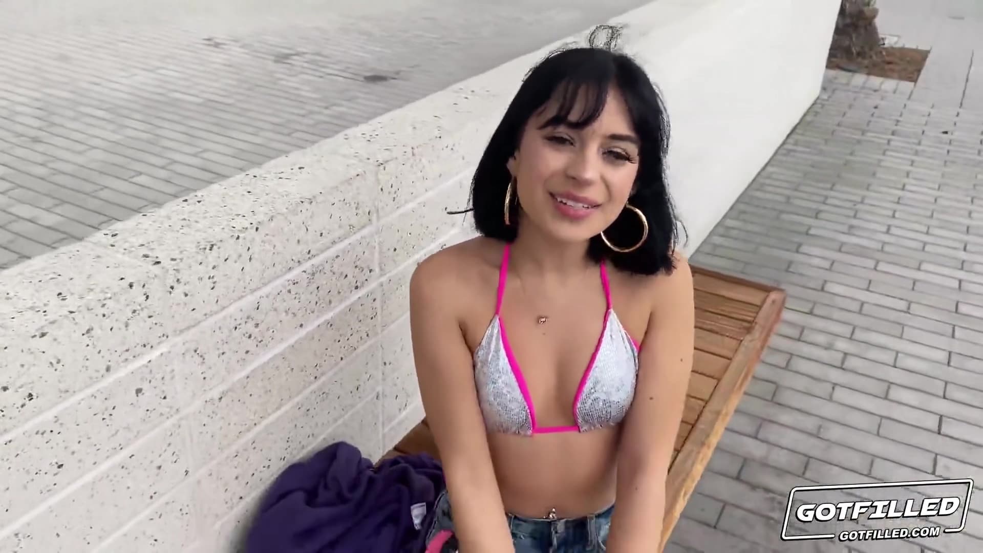 Aria Returns For A Cum Filling With Aria Valencia_main_thumbnail