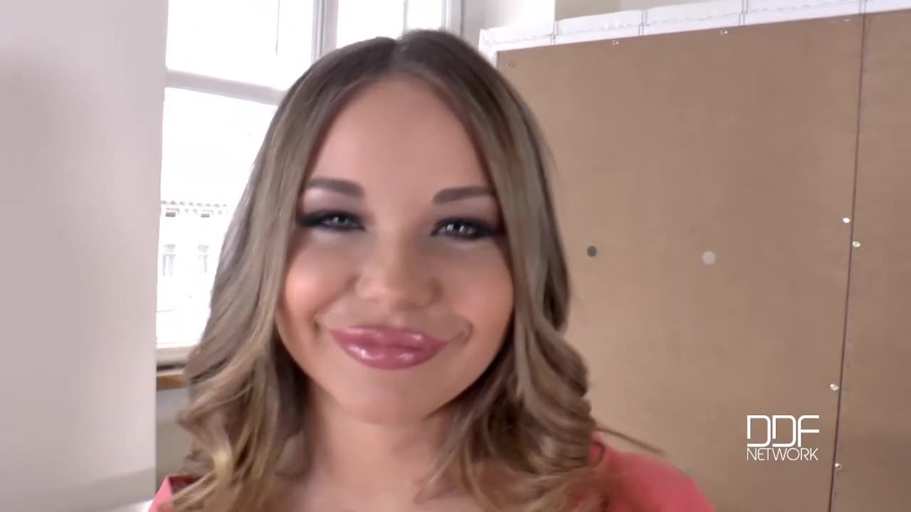 Rachele Richey In Love That Prick: Hot Brunette Babe Sucks Big Cock And Licks Balls_main_thumbnail