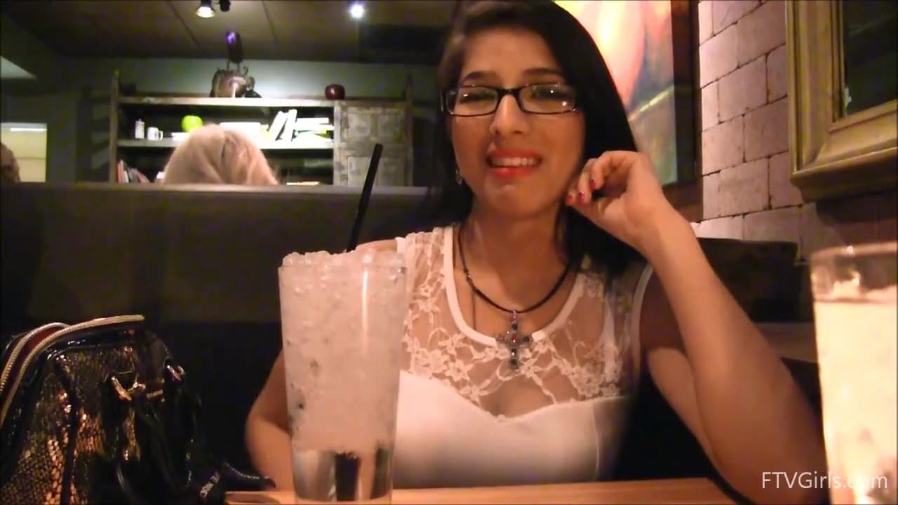 Megan In Double Ds For Public 7_main_thumbnail