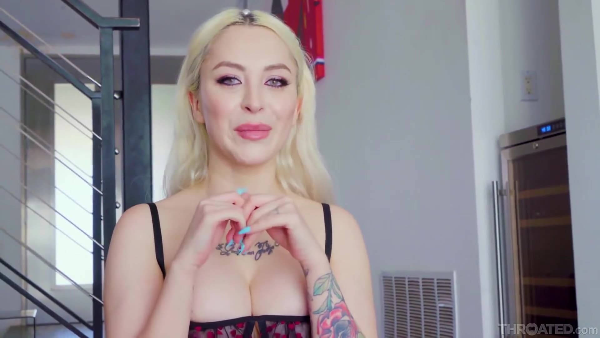 Sandra Luberc, Mick Blue - Sandras Secret Skills_main_thumbnail