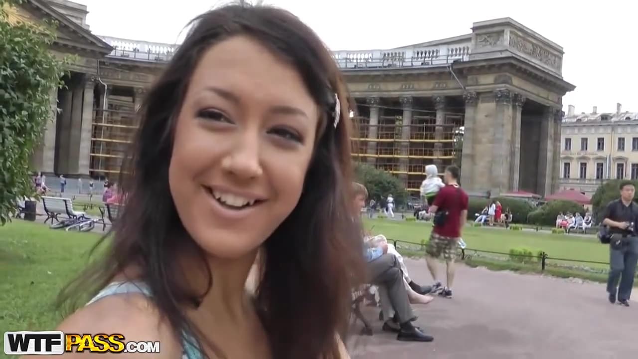 Live Sex With Sassy Brunette With Elaine Meadors_main_thumbnail