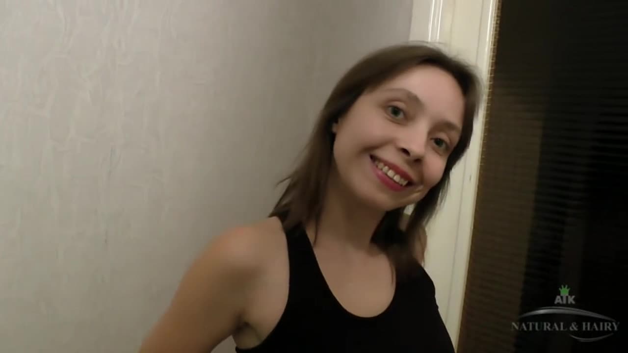 Sabrina Poses And Eats Fruit_main_thumbnail