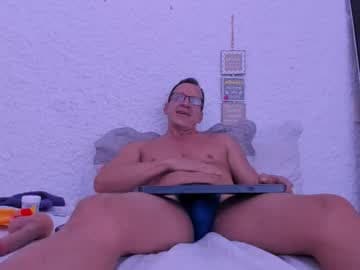 Axel live cam