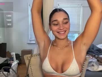 Adrianna 💞 live cam