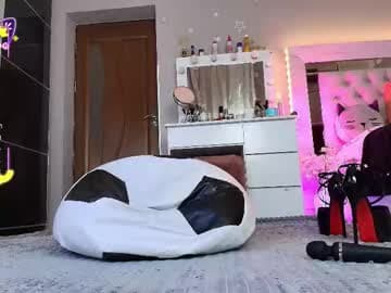 Offline 😇 my beauty is being refined💎✨ back very soon… irresistible 😈 to steal your heart   💫😈❤️ live cam