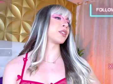 Hazel Bowie live cam