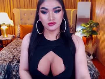 Alura Jhenson live cam