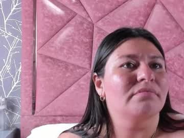 Amanda cruz live cam