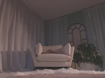 Amy Armstrong live cam