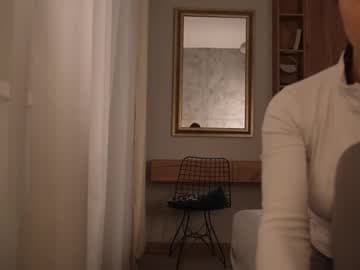 Anna ----------> instagram @annetvelvett live cam