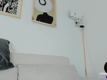 chloe live cam
