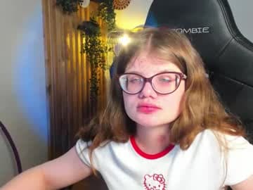 ChloeHalses live cam