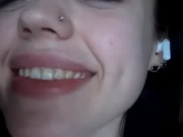 Nika, Sindy live cam