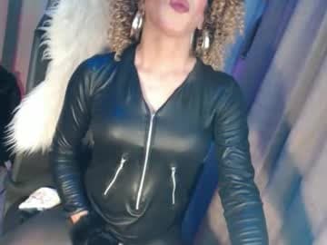 CUMMELA SLUTI live cam