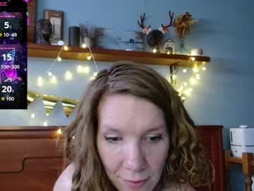 Stream Mon-Fri, 4am-9am GMT ❤️ live cam