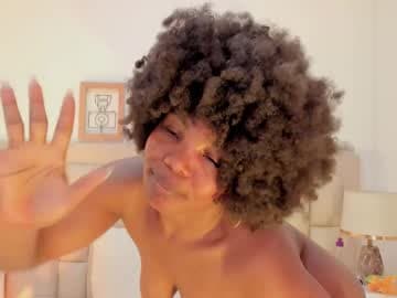 Brisa  🎀🎀 live cam