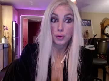 DanikaWhite69 live cam