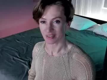 Dorothy (Next stream Friday 10AM (+GMT) live cam