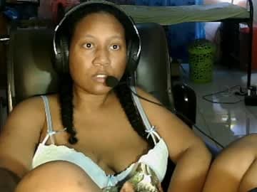 Eirondra Valeen live cam