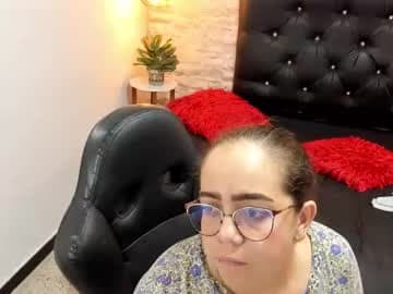 🍑  🎀  𝒱𝒜𝐿𝐸𝒩𝒯𝐼𝒩𝒜  🎀  🍑 live cam