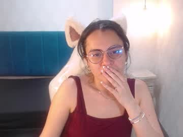 Emily💘😘 live cam