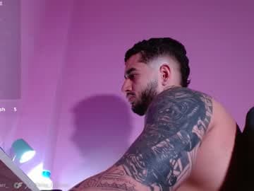 Angel Falconer live cam