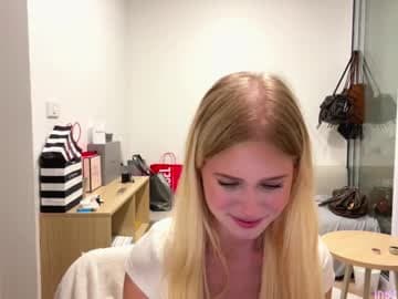 Stella next stream tomorrow 10:00 a.m. UTC live cam