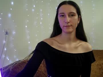 LittleAhWitch live cam