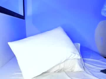 MAXI    https://onlyfans.com/maxi_mux1 live cam