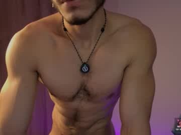 Mikael independent model live cam