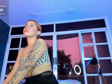 Melanie Roux live cam