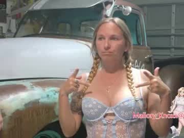 MalloryKnoxx live cam