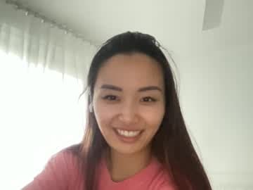 Mishnuggies live cam