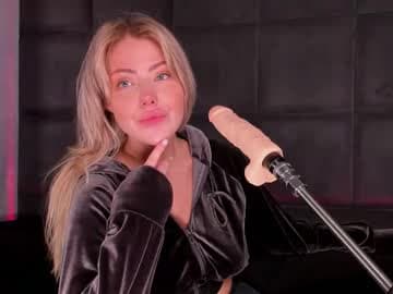 Nate Supergirl live cam