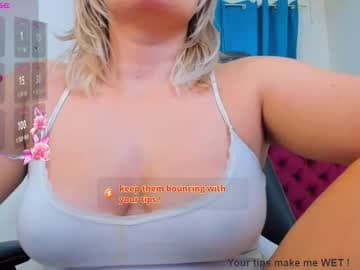 nina dee live cam