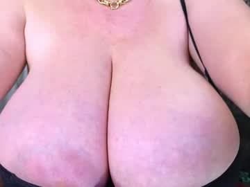 Anna and Sofia  daughter-in-law and mother-in-law (while her husband is at work) live cam