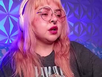 Gina George live cam