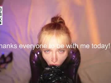 Lika (redhead) and Jessy (blonde) https://chaturbate.com/spicejessy/ <3  next stream 4.3 6am moscow time 🤍 live cam