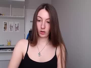 Emma_Next stream:18.03 - 09:00 - 14:00 live cam