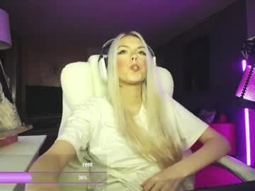 teaghan  brand: CLITBAIT live cam