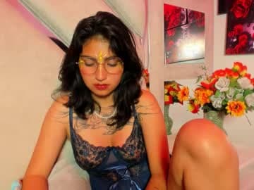 velvet_ mystic live cam