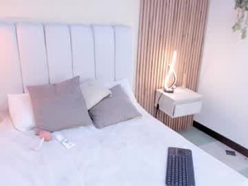 Victoria🏳️‍⚧️ live cam