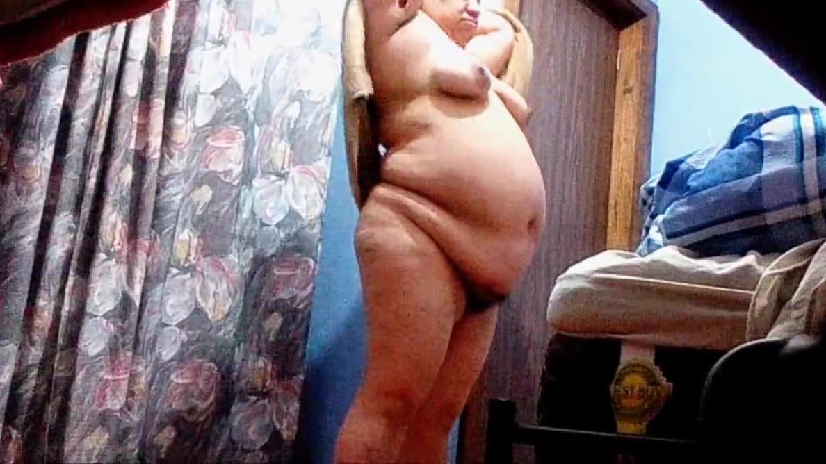 mi puta culona encuerada_main_thumbnail