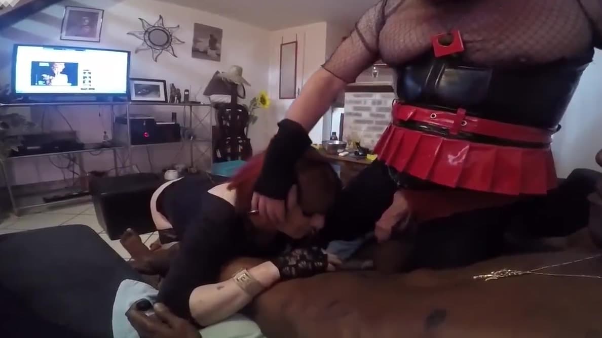 Everybody love to suck_main_thumbnail